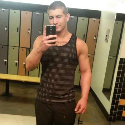 caseyv21's profile picture. My name is Casey. I live in Hanford. Nuff said.