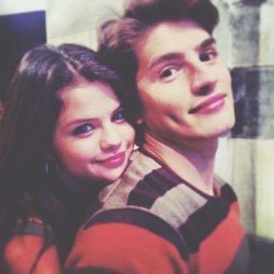 MMasonGreyback's profile picture. 'Ello there. I'm Mason Greyback.