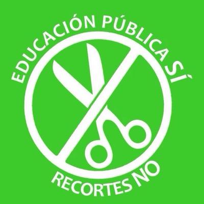 En la escuela rural, feminista, idealista y convencida de que otro mundo es posible si apostamos por la coeducación.