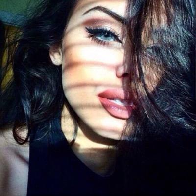 ‏‏‏عفوية.