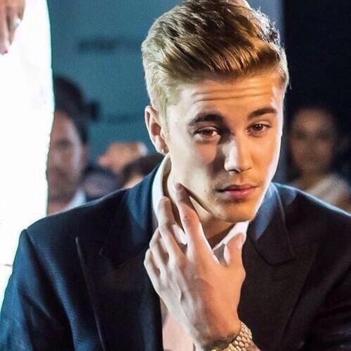 rahere_gobbler's profile picture. Multi fandoms obsessed ,@justinbeiber  @Arianagrande  ! Kate Perry,  one direction ,Nicki minag, Madison beer,  unfollow I unfollow back.