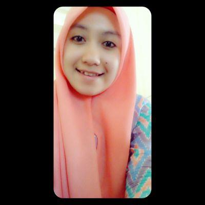 ira_iyot's profile picture. cerita 18 musim