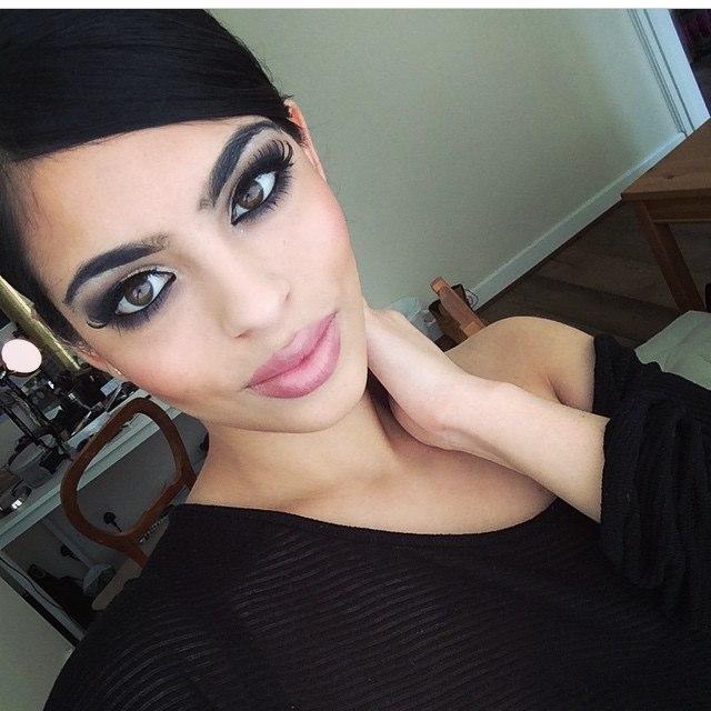 designer and makeup artist - bhavnishabeauty@gmail.com