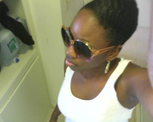 babesonlygrl's profile picture. lets sΣΣ I love M@h kids love spending 中¡M₢ with M@h man and famliy love shopping going out love to have fun.and jus being me.HOW U DOIN.babesgrl@tmail.com.....