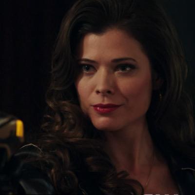 The sister of Captain Cold, and his partner in crime. [The Flash/Arrow RP]