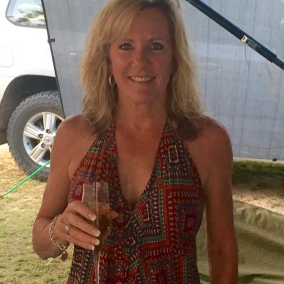 deb_ferguson's profile picture. 