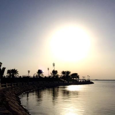 اللهُم إني أعوذ بك من موت الفجأة في ساعة الغفلة، اللهم لا تأخذني الا وأنت راضٍ عني