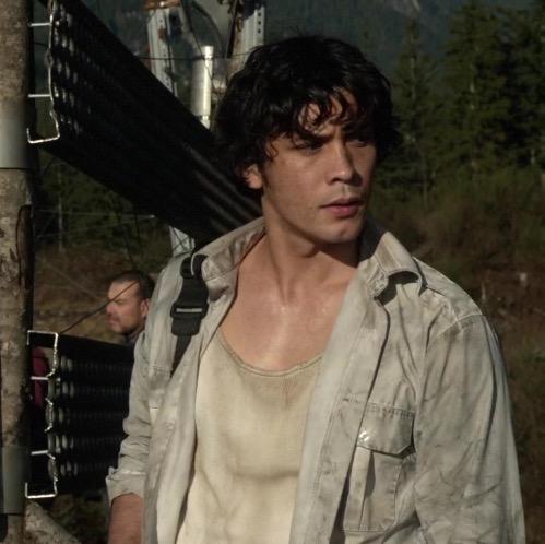 thehundredig's profile picture. Please follow my instagram account:             thehundred.ig           thank you :) xx