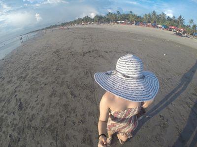 vanessaestor's profile picture. Artist. Excessive Eater. Cancer Survivor.