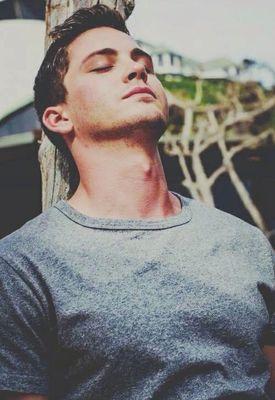 19 % || Aurora and Phillip's son. My life is full of magic, do you want take part of my history? Come in.