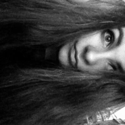 follow from @verifiedlrh so follow her ily x