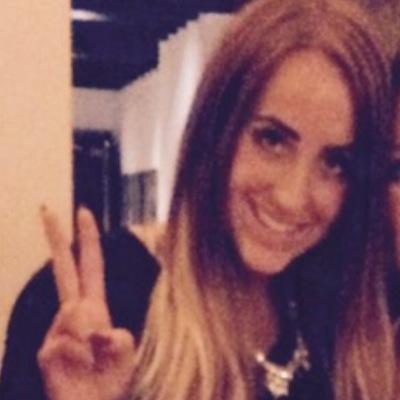 freelance & session manicurist 13 years expirience