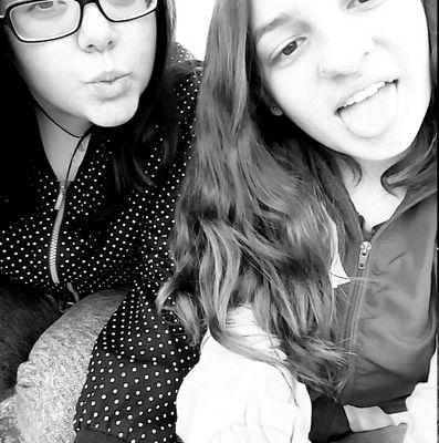 te quiero hermanita 00//tu me gustas mucho y a ti te gustan muchas//mi nena preciosa 00//te quiero bebe