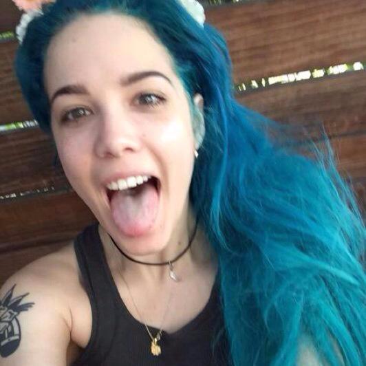 PLS GO FOLLOW @IDI0TMICHAEL AND RT THE LINK https://t.co/3ExZAjCfVK ILY BYE