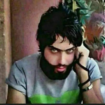 شخصيتي ك بصمة اصابعي ﻻ تشبها احد