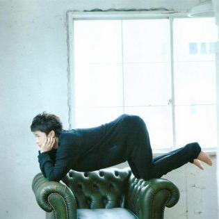 20↑色んなオタクの人。 今は福岡にいます🙌嵐(青+all。ファン17年目。FC)/邦ロック(1番は🔑でFC。04と👁️🗨️とSPYAIR)、🔑は赤担だけどみんな好き/声優(DGS、内田姉弟、石川界人)/アニメ(青エク、デュラ、ハイキュー、ちはやふる)ジャニ、声優、バンド、その他色々好きです
