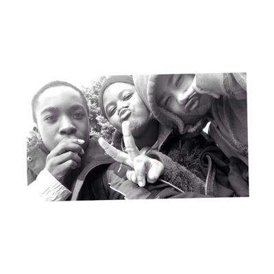 follow meh...ill follow back✊