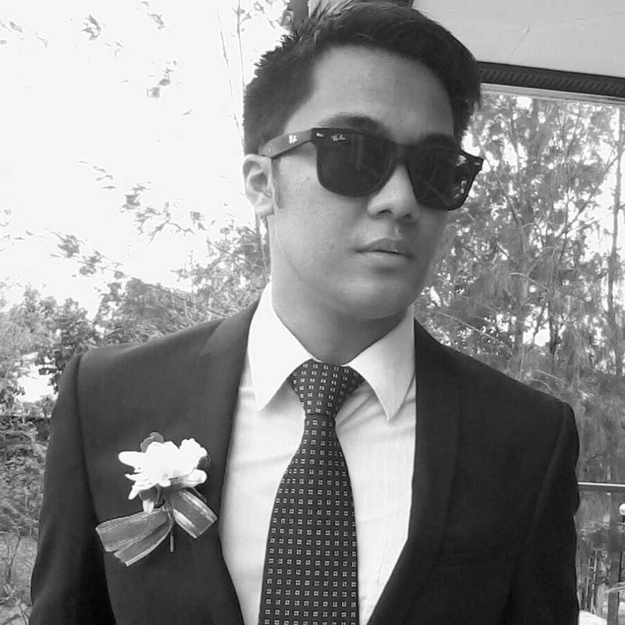 small town guy tryin to make it to the big city, actor-proathlete-publicservant-wannabe. Just waitin for the universe to surprise me =D