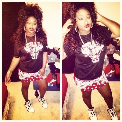 i ♡ girls who , ♡ girls, who love BOSS niggas :) Bi , 20, with ah big ass head .....