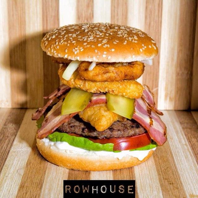 Your favourite place to meet, eat and drink with friends. 7 Jacksons Building, Victoria Street, Glossop, SK13 8AQ