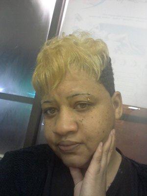 avonrep803's profile picture. 