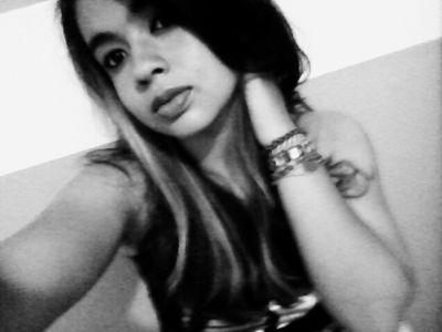 ♬  “O reggae não é pra se ouvir é pra se sentir. Quem não o sente não o conhece.”  ♬  NÃO QUERO VER VC SOFRER
