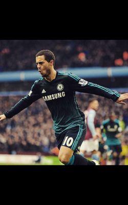 RR10137's profile picture. Futbol.