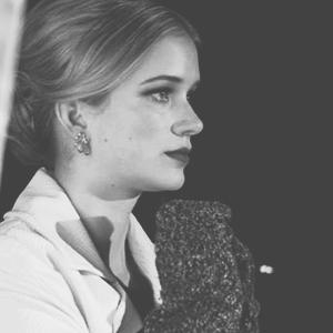 Elizabeth Lail Daily On Twitter Once Upon A Time How The Show