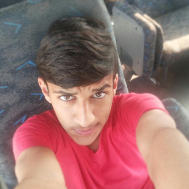 وما للروُحِ دون الله روح ، وما للقلّبِ من عونٍ سواه .