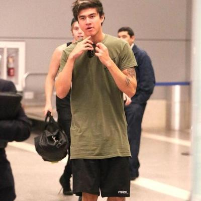 follow @llamaforluke ily :-)