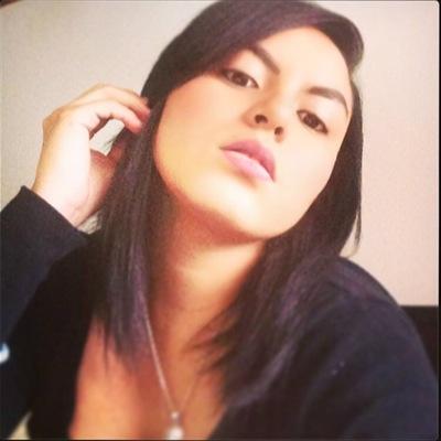 Endodoncista, Caprichosa, realista y perfeccionista a la vez... Amante de la buena vida! Tmb amo los chocolates jajaja :)