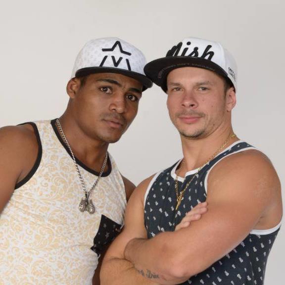 Un Brother que apoya el grupo musical conformado por @mario_hart  y @David_Zegarra22