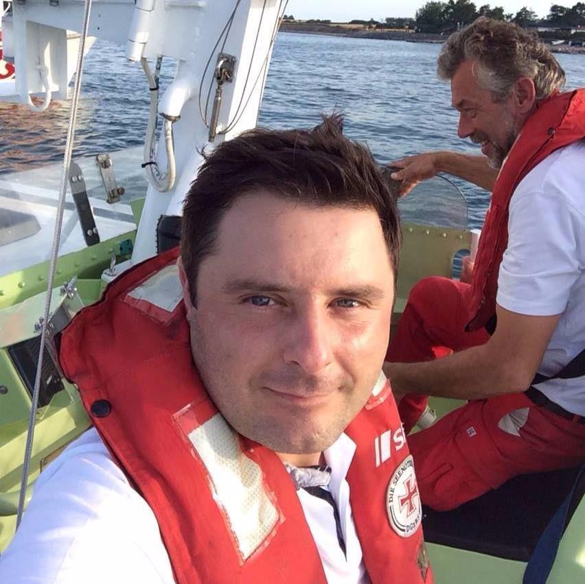 greggor79's profile picture. Ask me :)