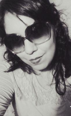 minguitaa's profile picture. Chilena, Egresada de Derecho, 26 primaveras :)