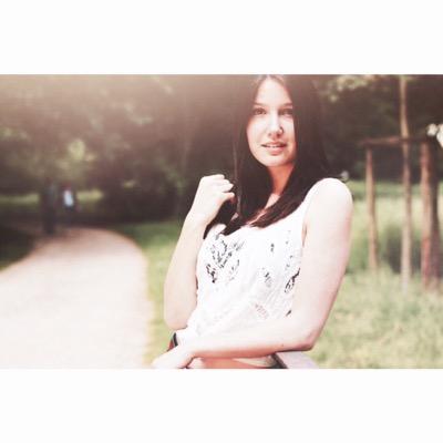 hannah_gromes's profile picture. 