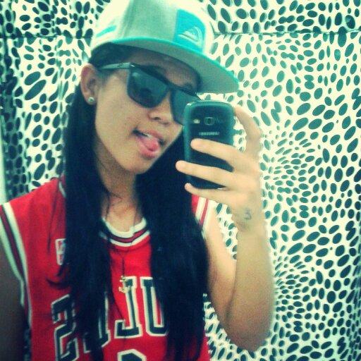A confiança é uma mulher ingrata, que te beija e te abraça, te rouba e te mata.. wpp-3173162529
