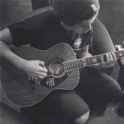HEY PLEASE FOLLOW @caIumspoetry THANK YOU YOU'RE CUTE!!