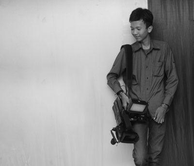 YuniAryanti | Path : Dhenny Syahputra | Line : dhennysyah | ig : dhenysyah