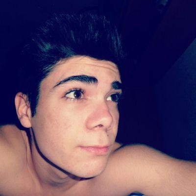 kevincamacho199's profile picture. instagram:kevin_camacho199  Amo  la musica, el rap y al real madrid ❤