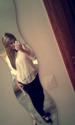 Del 2000/Rubia, ojos verdes/27-08-2014