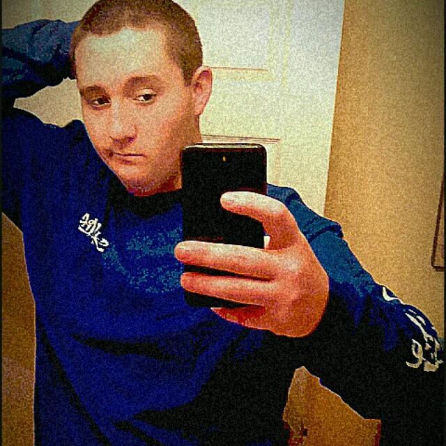 tylerjason656's profile picture. F4F  s4s follow me I love hunting muddin fishin and country music CHS is where it's at