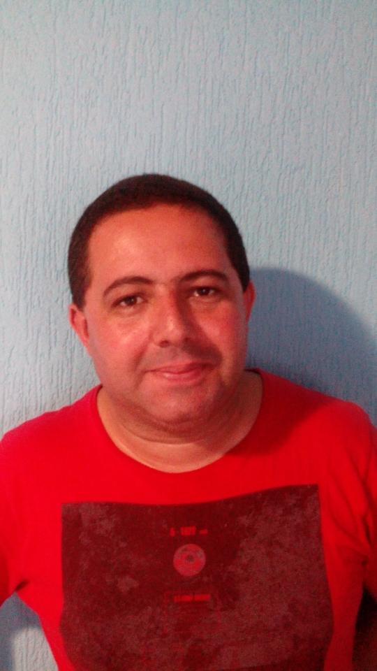 SOU SOLTEIRO! EVANGÉLICO CRENTE E CRISTÃO! DISCÍPULO DO NOSSO SENHOR E SALVADOR JESUS CRISTO O FILHO DE DEUS O REI DOS REIS O SENHOR DOS SENHORES! ALELUIA AMÉM!