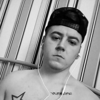 ¤¥|20|Fitness|House Music|keep it 100%|£££|follow I Folow Back|¥¤Snap chat georgeroyy