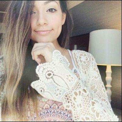 food FOOD! bands are my life. bethers is my bae. kellin quinn is also my bae sorry you cant have him! im 16 and my name is zoë