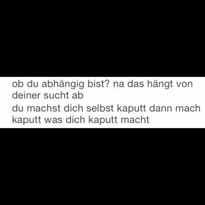 Versuch zu lächeln.