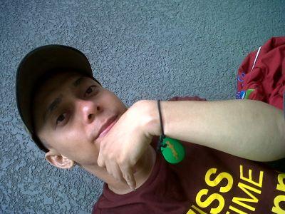 DerrySakti's profile picture. sampai nanti kita mengerti hidup hanya untuk memberi dan allah mengetahui tanpa kita minta *lahir telanjang & tiada daya maupun upaya