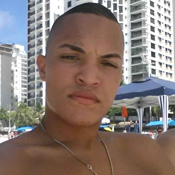 erick_barrros's profile picture. 