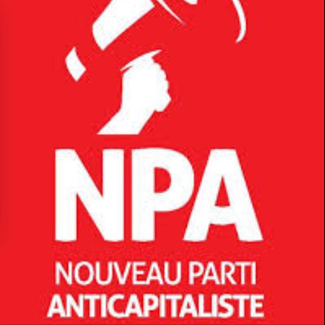Militant d'extreme gauche, passioné des theories Marxiste, fini la politique spectacle, un seul mot d'ordre, redonons LE POUVOIR AU PEUPLE !!!
