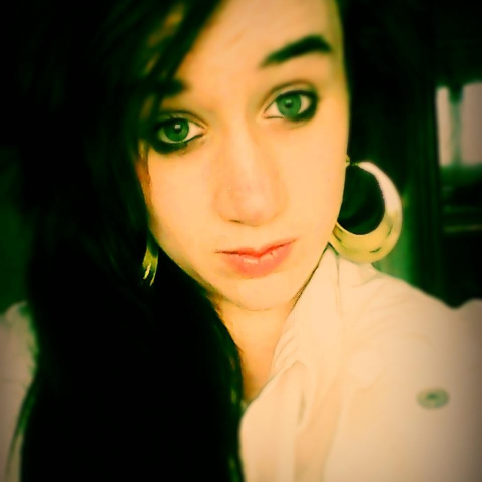 JujuLili02300's profile picture. 