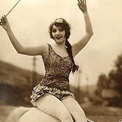 Contortionist, musician, and stage performer from Honolulu.